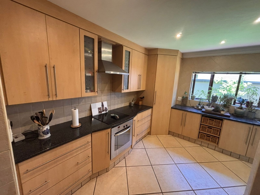 4 Bedroom Property for Sale in Schoemansville North West